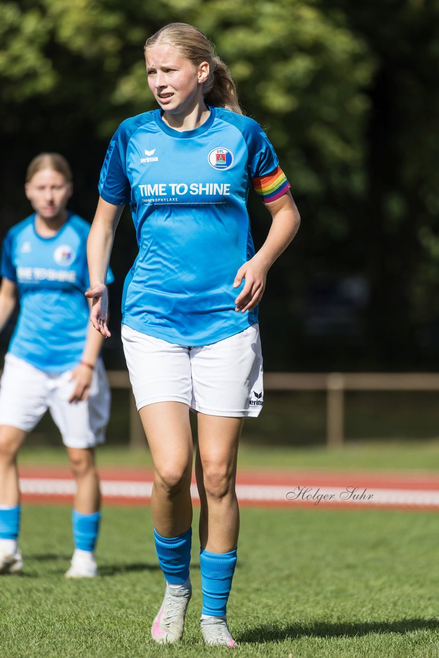 Bild 259 - wBJ VfL Pinneberg - Germania Schnelsen : Ergebnis: 15:1